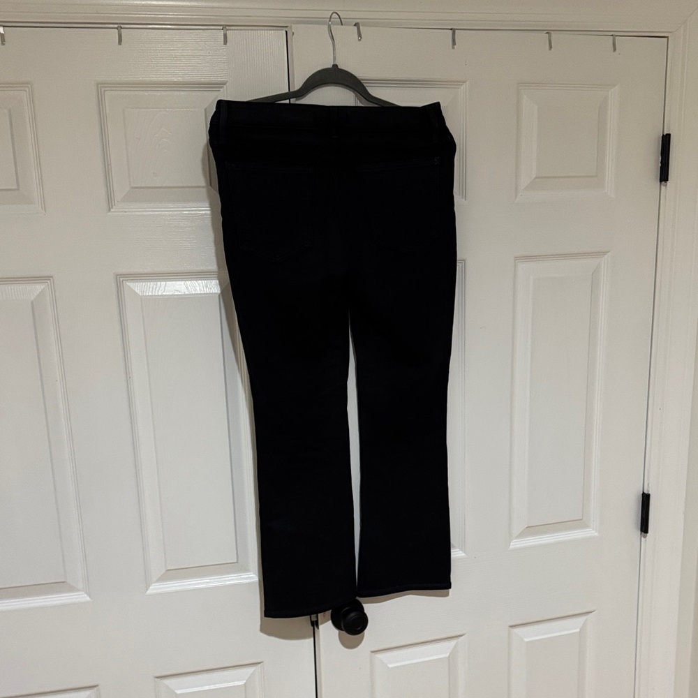 Madewell Women's Straight Leg Jeans in Black - Picture 11 of 13